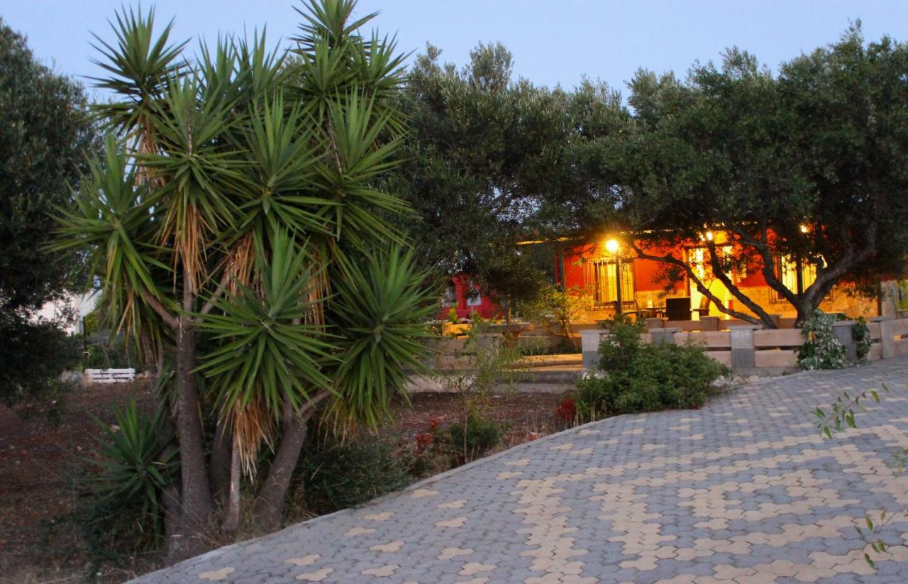 Katy'S Place Kalathas Ngoại thất bức ảnh